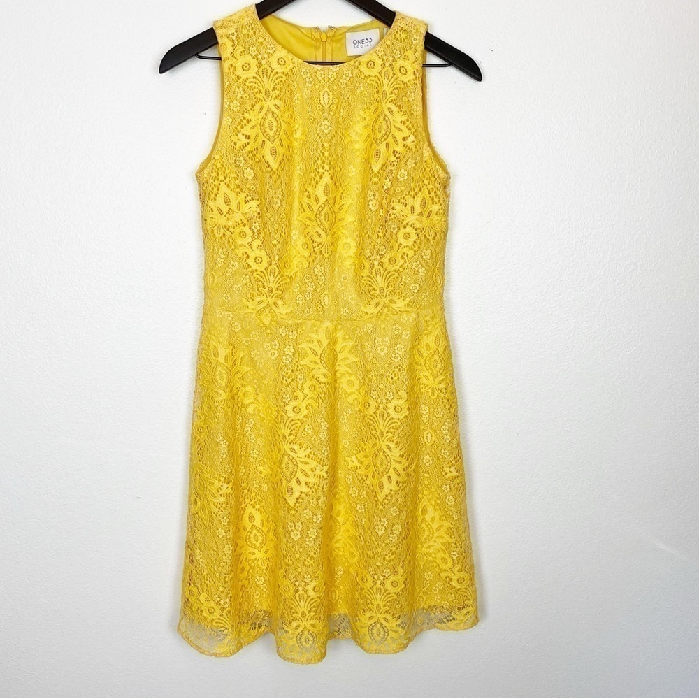 ONE33 Social Lace Yellow Marigold Dress - Picture 2 of 4